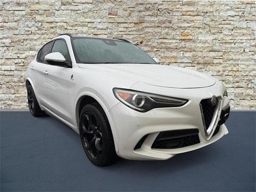 2018 Alfa Romeo Stelvio Quadrifoglio