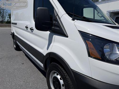 Oxford White 2023 Ford Transit-250 Base
