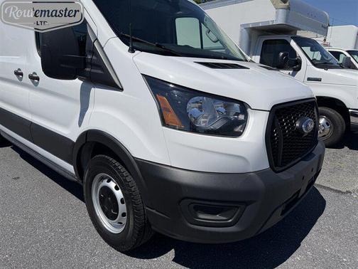 Oxford White 2023 Ford Transit-250 Base