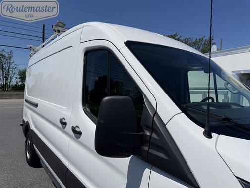 Oxford White 2023 Ford Transit-250 Base