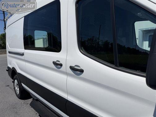 Oxford White 2023 Ford Transit-250 Base