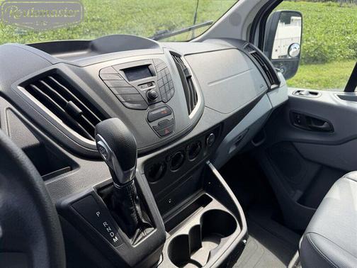 Oxford White 2019 Ford Transit-150 Base