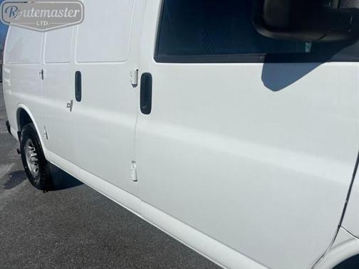 2020 Chevrolet Express 2500 RWD 2500 Regular Wheelbase WT