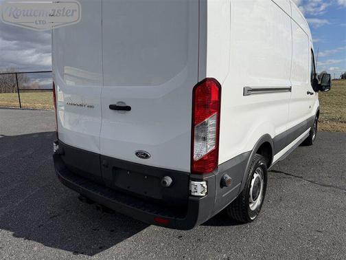 2017 Ford Transit-250 Base
