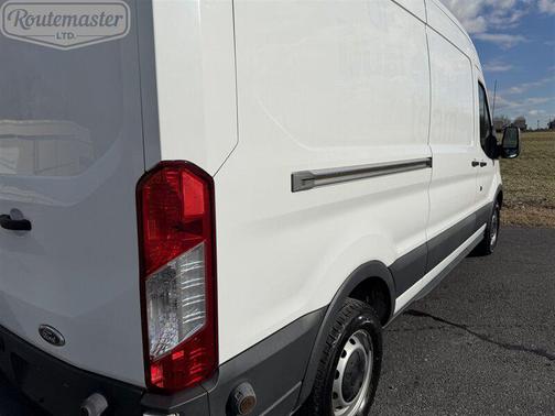 2017 Ford Transit-250 Base