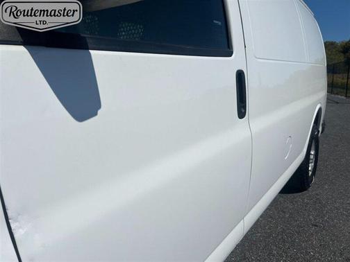 2017 GMC Savana 3500 Work Van