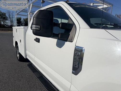 Oxford White 2018 Ford F-250 XL