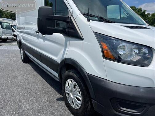 2022 Ford Transit-250 Base