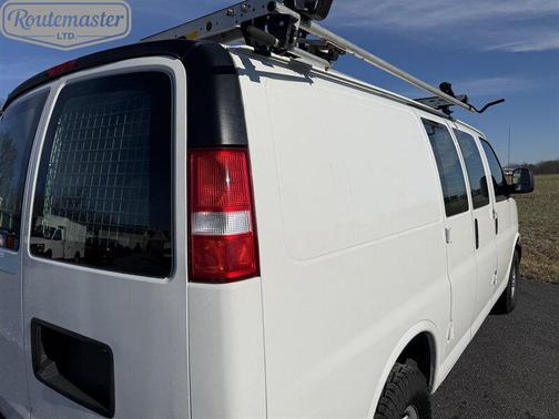 2021 GMC Savana 3500 RWD 3500 Regular Wheelbase Work Van