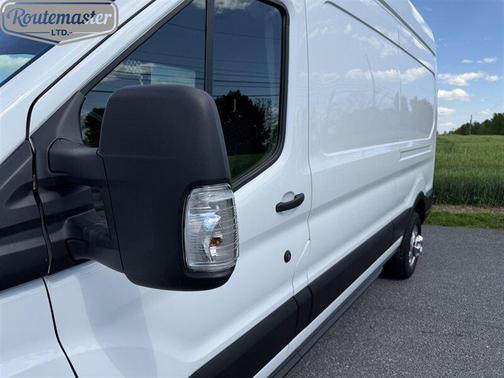 White 2022 Ford Transit-250 Base
