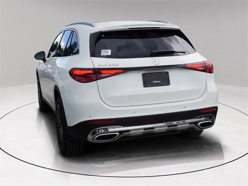 2026 Mercedes-Benz GLC 300 Base