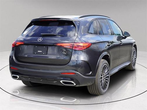 2025 Mercedes-Benz GLC 300 Base