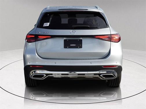 2026 Mercedes-Benz GLC 300 Base