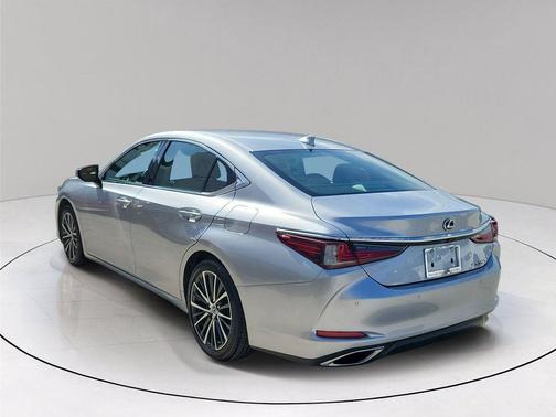 Iridium 2023 Lexus ES 350 350