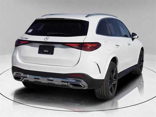 2026 Mercedes-Benz GLC 300 Base