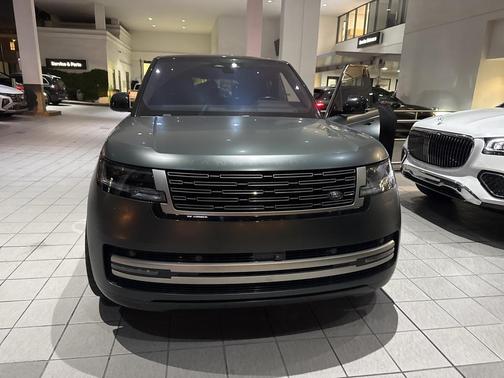 2023 Land Rover Range Rover P530 SE
