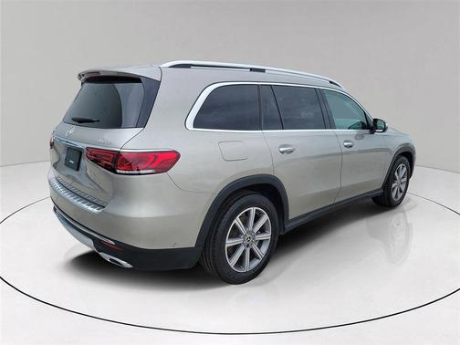 2022 Mercedes-Benz GLS 450 4MATIC