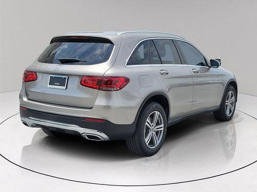 Mojave Silver Metallic 2022 Mercedes-Benz GLC 300 Base
