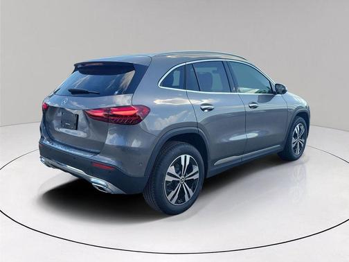 2026 Mercedes-Benz GLA 250 Base