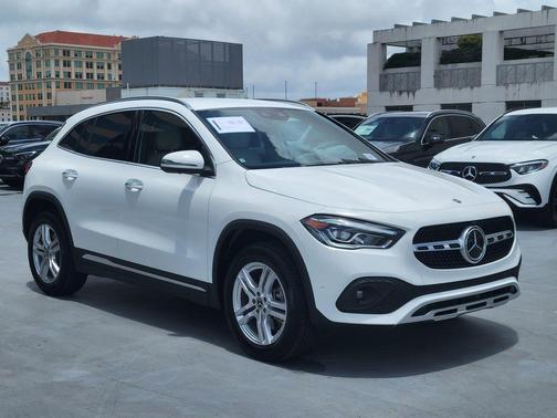 Polar White 2023 Mercedes-Benz GLA 250 Base