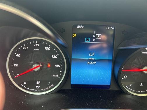 Polar White 2022 Mercedes-Benz GLC 300 Base
