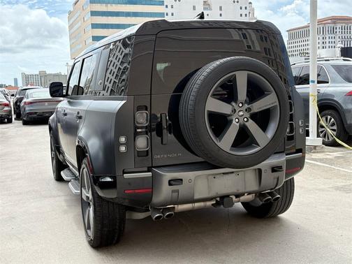 2023 Land Rover Defender 110