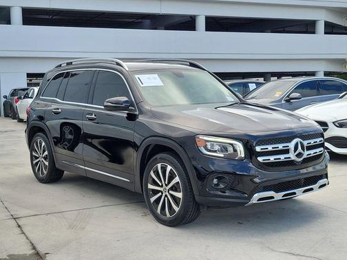 Midnight Black 2023 Mercedes-Benz GLB 250 Base