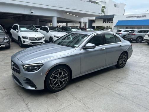 Citrus 2022 Mercedes-Benz E-Class E 350