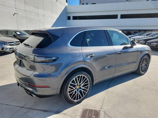 2020 Porsche Cayenne Turbo