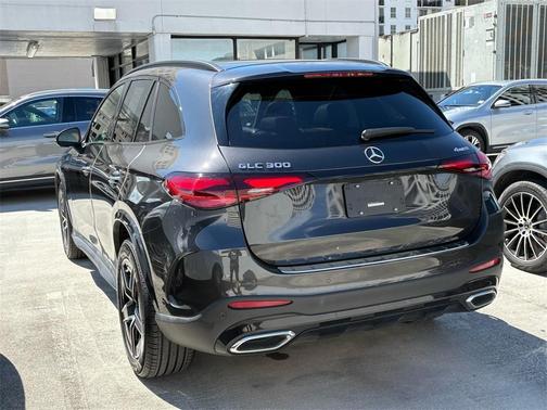 2024 Mercedes-Benz GLC 300 Base 4MATIC
