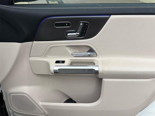 2022 Mercedes-Benz GLB 250 Base
