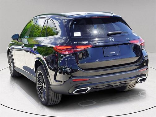 2025 Mercedes-Benz GLC 300 Base