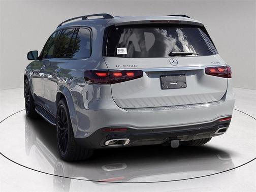 2026 Mercedes-Benz GLS 580 