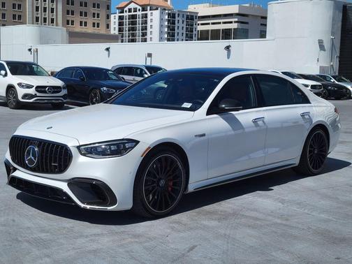 2025 Mercedes-Benz AMG S 63 E Base