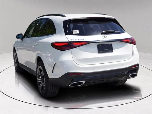 2026 Mercedes-Benz GLC 300 Base