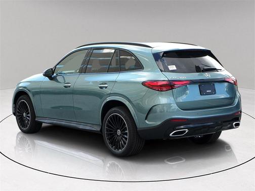 2026 Mercedes-Benz GLC 300 Base