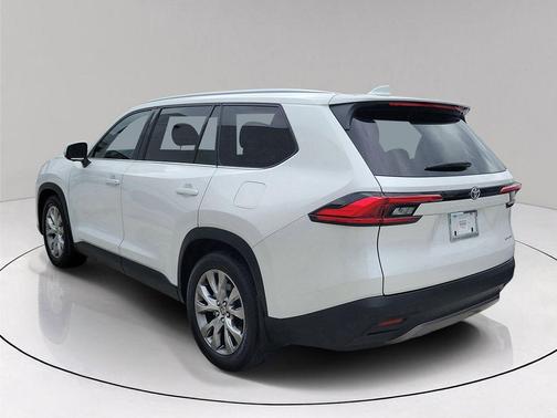 Pearl 2024 Toyota Grand Highlander LIMITED
