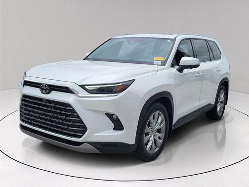 Pearl 2024 Toyota Grand Highlander LIMITED
