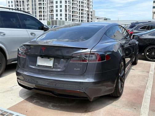 2021 Tesla Model S Plaid