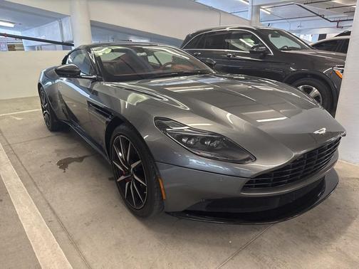 2018 Aston Martin DB11 V8