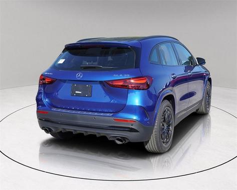 2025 Mercedes-Benz AMG GLA 35 Base