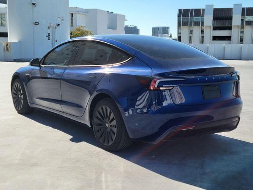 2025 Tesla Model 3 Long Range