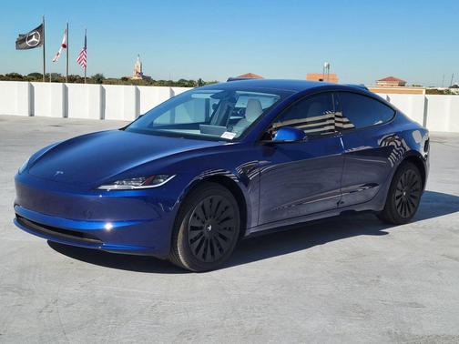2025 Tesla Model 3 Long Range
