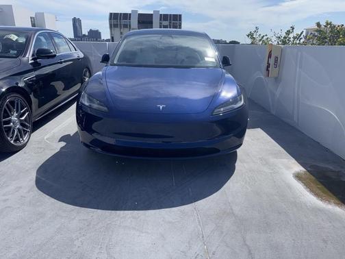 2025 Tesla Model 3 Long Range