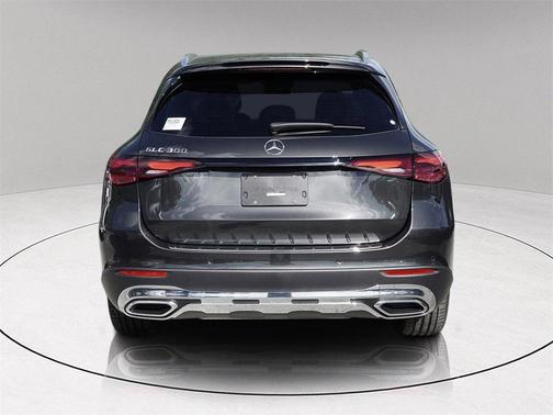 2026 Mercedes-Benz GLC 300 Base