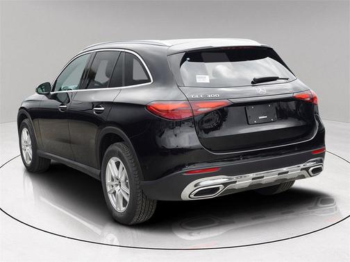 2025 Mercedes-Benz GLC 300 Base