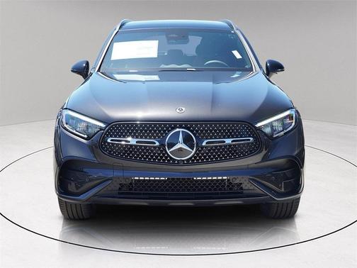 2025 Mercedes-Benz GLC 300 Base