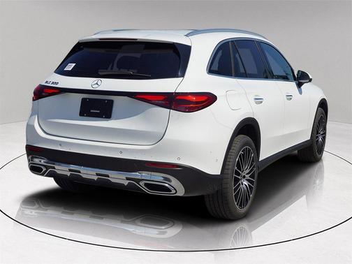 2025 Mercedes-Benz GLC 300 Base
