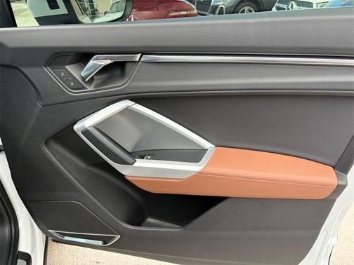 2021 Audi Q3 45 S line Premium