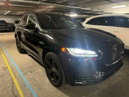 2019 Jaguar F-PACE S
